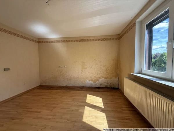 Immobilie in Tonna - Schönes Einfamilienhaus mit Entwicklunspotential - Bild 4