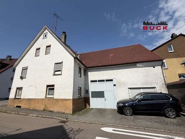 Immobilie in Kuchen - Handwerker aufgepasst!
Haus mit 2 Wohnungen und großer Scheune/Werkstatt - Bild 1