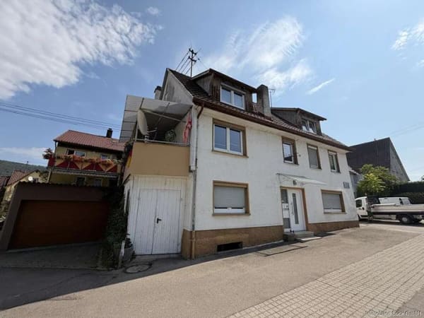 Immobilie in Kuchen - Handwerker aufgepasst!
Haus mit 2 Wohnungen und großer Scheune/Werkstatt - Bild 2