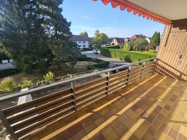 Immobilie in Dobel - Gemütliche Wohnung im Luftkurort Dobel mit Balkon und Tiefgaragenstellplatz - Bild 0