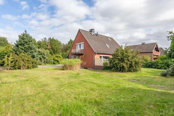 Immobilie in Brokstedt - Viel Platz für die Familie: 6 Zimmer, Garten und ruhige Sackgassenlage! - Bild 4