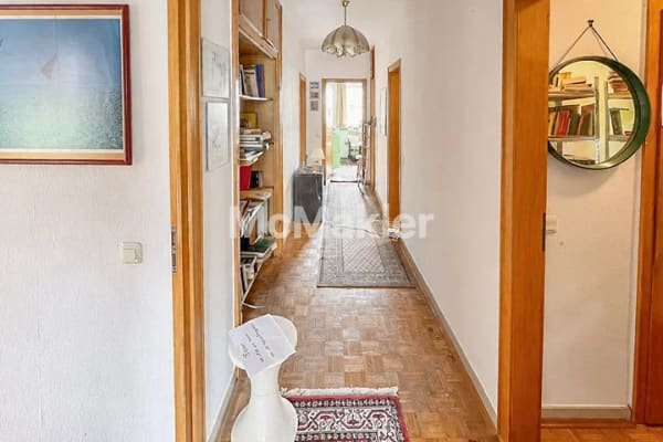 Immobilie in Holzminden - 1-2 Familien-Stadtvilla mit besonderem Flair in begehrter Zentrumslage - Bild 3