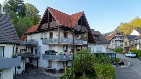 Immobilie in Elzach - Ruhiges Wohnen mit Wohlfühlfaktor – Gepflegte Etagenwohnung in Elzach! - Bild 2
