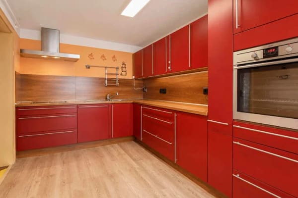 Immobilie in Bad Orb - Stadthaus statt Wohnung: 156 m², 7 Zimmer, Stellplatz und PV mitten in Bad Orb - Bild 2