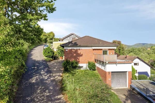 Immobilie in Wachtberg - Haus mit herrlichem Panoramablick & Ausbaupotenzial - Wachtberg-Niederbachem - Bild 2