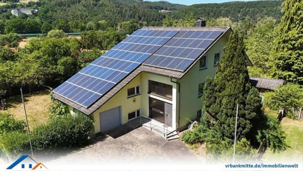Immobilie in Bad Sooden-Allendorf - Ein Zuhause, viele Möglichkeiten – großzügiges Wohnen mit Einliegerwohnung - Bild 0