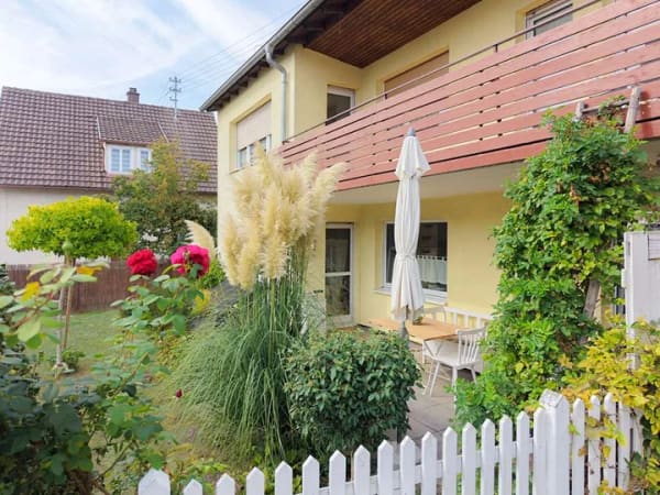 Immobilie in Ilsfeld - 2-BIS 3-FAMILIENHAUS, 2004 ENERGETISCH SANIERT  – bezugsfrei nach Vereinbarung - Bild 1