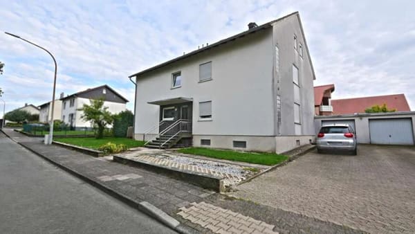Immobilie in Borchen - Attraktive Kapitalanlage: Vollvermietetes Mehrfamilienhaus mit 3 Wohneinheiten - Bild 1
