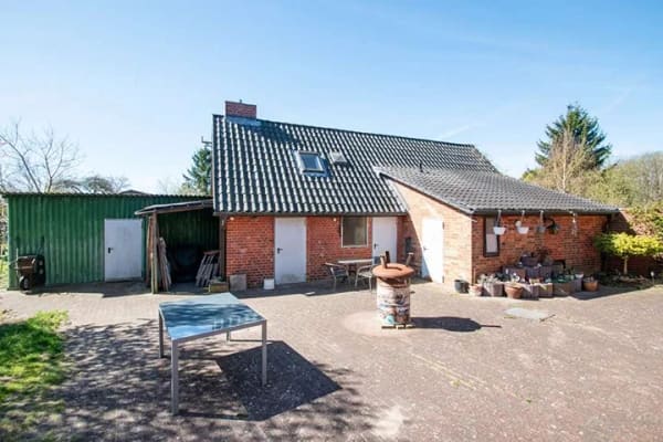 Immobilie in Dahlenburg - Einfamilienhaus mit Einliegerwohnung auf großem Grundstück
 - Bild 4