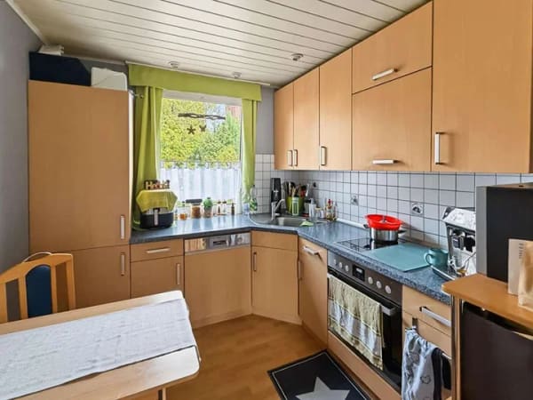 Immobilie in Halver - Schöne Doppelhaushälfte auf zwei Etagen mit Garten in Halver - Bild 3