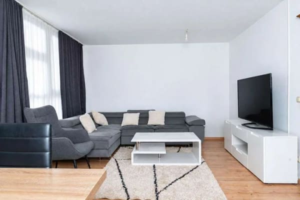 Immobilie in Hausham - 2-Zi-Maisonette mit Balkon in Hausham - ca. 63 m², provisionsfrei, ca. ab 01.01.27 verfügbar - Bild 3