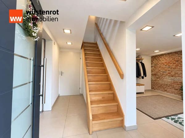 Immobilie in Albershausen - Wohnen mit Seele – liebevoll saniertes Einfamilienhaus mit idyllischem Garten und Dachterrasse - Bild 4