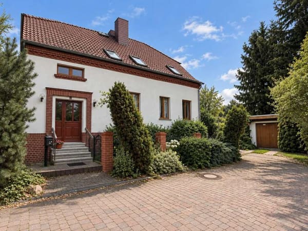 Immobilie in Wittenberg - Charmantes Schuldirektorenhaus in Straach zu verkaufen! - Bild 0