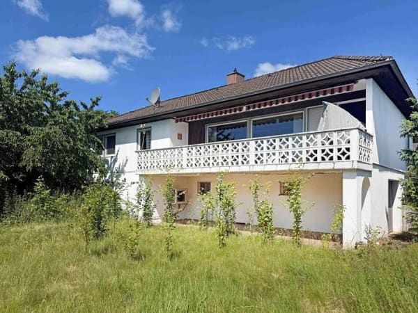 Immobilie in Schönbrunn - Großzügig wohnen – Freistehendes EFH mit Charme und großem Garten in Schönbrunn Schwanheim - Bild 0