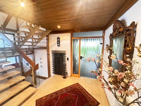 Immobilie in Riederich - #ANKOMMEN I FAMILIENHAUS MIT CHARME, PRIVATSPHÄRE UND WELLNESS IN RUHIGER SACKGASSENLAGE - Bild 1