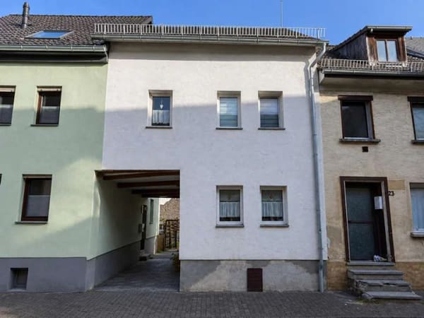 Immobilie in Herschbach - Liebevoll saniertes Einfamilienhaus mit vielseitig nutzbarer Scheune - Bild 1