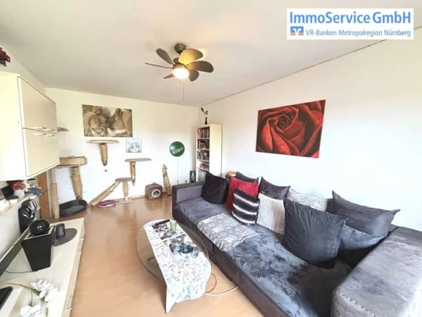 Immobilie in Röthenbach an der Pegnitz - Gepflegte 3,5-Zimmer-Eigentumswohnung im 4. OG mit Balkon und Aufzug - Bild 4