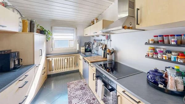 Immobilie in Theilheim - Solides Mehrfamilienhaus mit drei Wohneinheiten auf großzügigem Grundstück - Bild 1