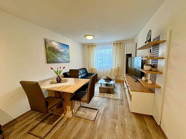 Immobilie in Riedlingen - Gepflegtes Einfamilienhaus mit Garage in Riedlingen / Neufra - Bild 1