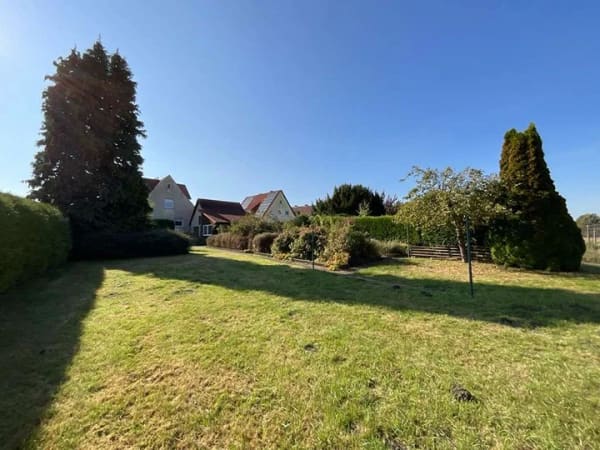 Immobilie in Nienstädt - Ein- bis Zweifamilienhaus mit möglichem Baugrundstück - Bild 3