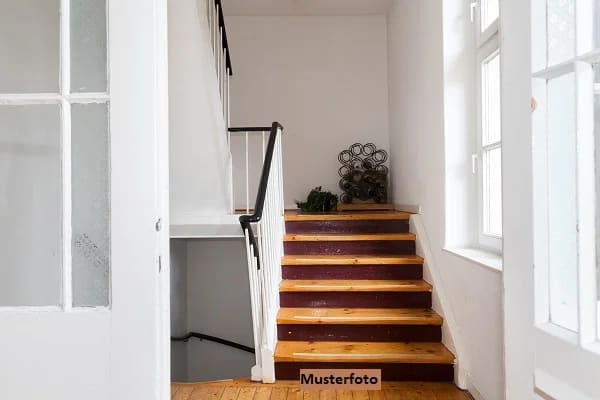 Immobilie in Kusterdingen - Großzügige Maisonettewohnung mit Terrassen- und Gartenfläche - Bild 0