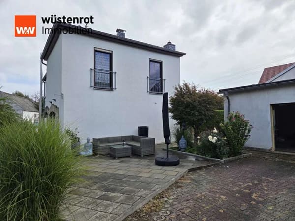 Immobilie in Hohnstein - Charmantes Einfamilienhaus mit Einliegerwohnung und Nebengelass - Bild 2