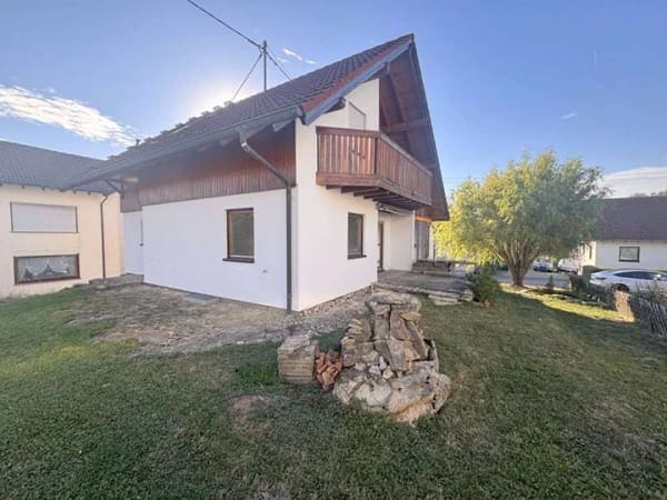 Immobilie in Osterburken - Charmantes Einfamilienhaus in Schlierstadt. Ihr neues Zuhause wartet! - Bild 0