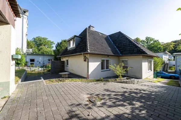 Immobilie in Glücksburg - Glücksburg: sanierungsbedürftiges Einfamilienhaus in sehr guter Lage - Bild 3