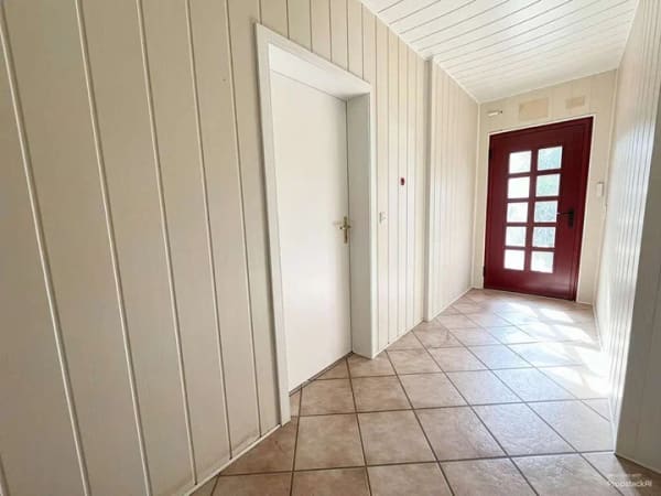 Immobilie in Sonneberg - Gemütliches Wohnhaus mit großem Grundstück auf der Wehd in Sonneberg! - Bild 2