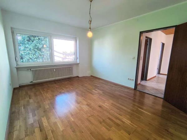 Immobilie in Eichenau - BEZUGSFREI, Westbalkon, ruhige Sackgasse! - Bild 4