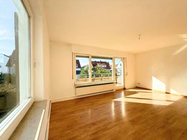 Immobilie in Kornwestheim - Ohne Käuferprovision: Freistehendes Mehrfamilienhaus mit 3 Wohneinheiten und großem Garten - Bild 4