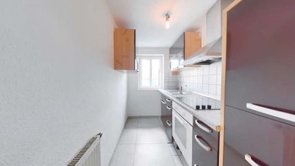 Immobilie in Grafenau - Ein heller Start ins neue Zuhause – 2 Zimmer mit Einbauküche und Tageslichtbad - Bild 3