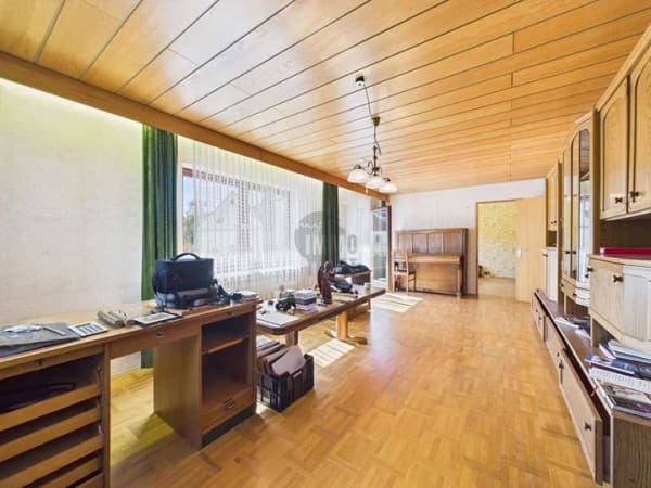 Immobilie in Münsingen - GROSSZÜGIGES ZWEIFAMILIENHAUS MIT 2 MAISONETTEN, SÜDBALKONEN & LAUTERTALBLICK - Bild 4