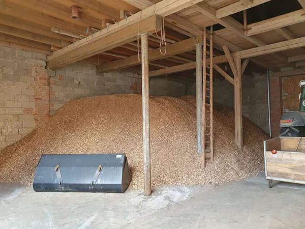 Immobilie in Bütthard - Ehemaliges landwirtschaftliches Anwesen mit großem Grundstück in Bütthard! - Bild 3