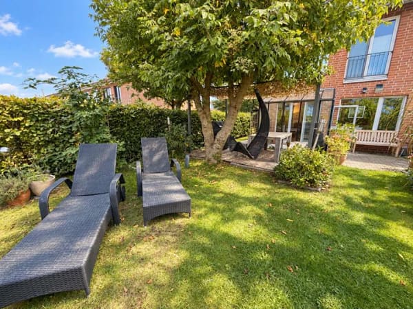 Immobilie in Lüdersdorf - Viel Raum zum Leben – gepflegtes Zuhause mit Wintergarten und wunderschönem Garten - Bild 1