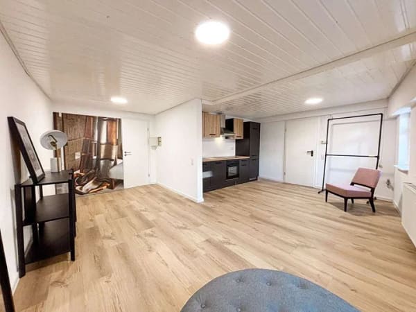 Immobilie in Nürtingen - Frisch renoviertes 1-Zimmer-Apartment in zentraler Lage - Bild 0