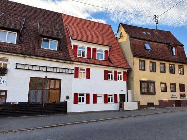 Immobilie in Nürtingen - Frisch renoviertes 1-Zimmer-Apartment in zentraler Lage - Bild 1