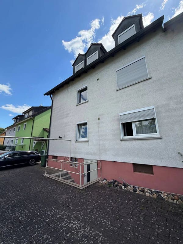 Immobilie in Memmelsdorf - Geräumiges Familienhaus mit Potenzial zur Renovierung in Memmelsdorf - Bild 1
