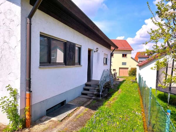 Immobilie in Adelberg - *-Sonniges Einfam.-Haus mit herrlichem Garten-! Ideal für Familien!* - Bild 3