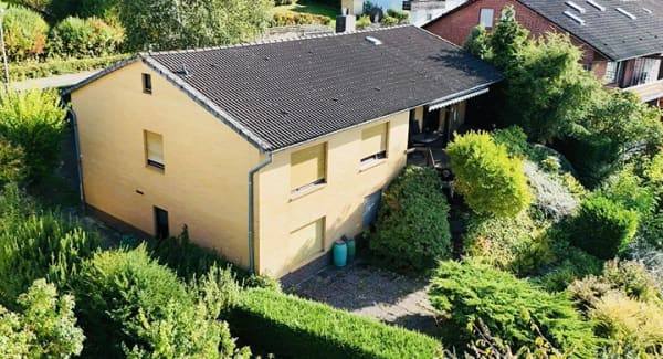 Immobilie in Kalefeld - Großzügiges Einfamilienhaus mit herrlicher Aussicht und viel Potential in ruhiger Wohnlage von Echte - Bild 1