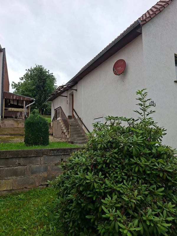 Immobilie in Sonnenstein - Familienfreundliches Zuhause mit Garten – Einfamilienhaus in Sonnenstein OT Jützenbach - Bild 2