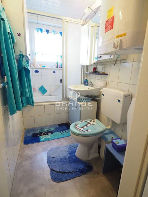 Immobilie in Oberkochen - * Charmante Hochparterre-Wohnung in gepflegtem MFH  in Oberkochen - Ideal als Kapitalanlage * - Bild 4