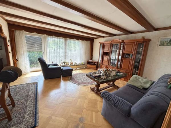 Immobilie in Ehrenkirchen - Haus in Ehrenstetten: Sanieren oder neu bauen? 746 m² in besonderer Lage - Bild 2
