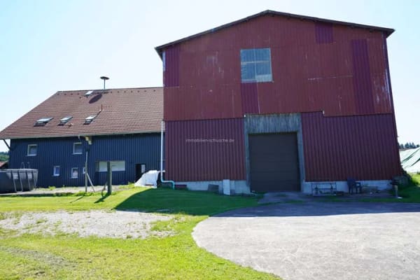 Immobilie in Altusried - Bauernhaus mit Entwicklungspotential mit viel Wohn- und Nutzflächen - Bild 3