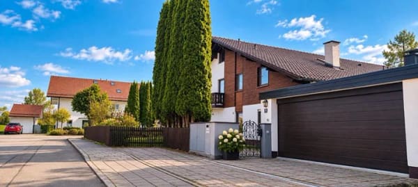 Immobilie in Sauerlach - Geräumige Doppelhaushälfte in ruhiger Wohnlage mit großem Garten - Bild 0