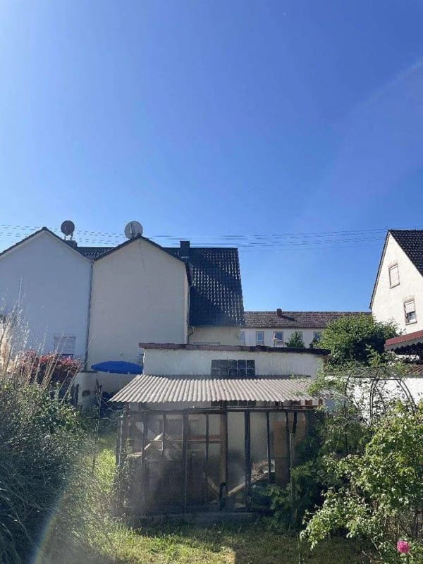 Immobilie in Hatzenbühl - Doppelhaushälfte mit Garage, Garten und Scheune! - Bild 1