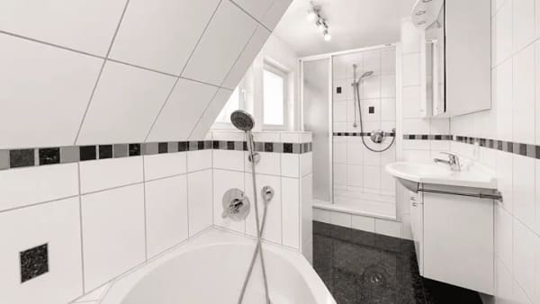 Immobilie in Wurmberg - Haus mit Einliegerwohnung und Scheune in Wurmberg - Bild 3