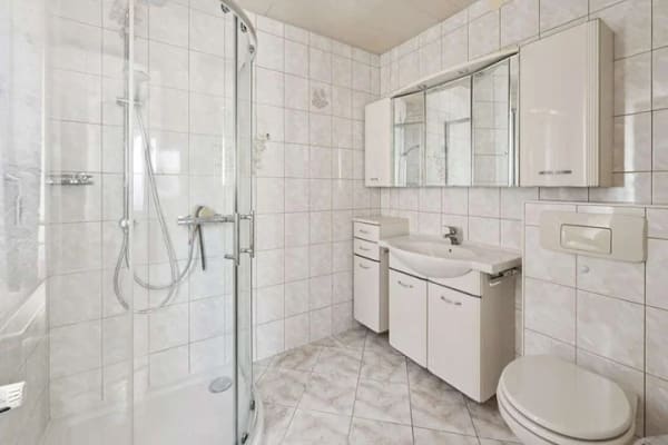 Immobilie in Rüdersdorf bei Berlin - Geräumiges 1-Familienhaus in Wassernähe - mit Charme und viel Platz - Bild 2