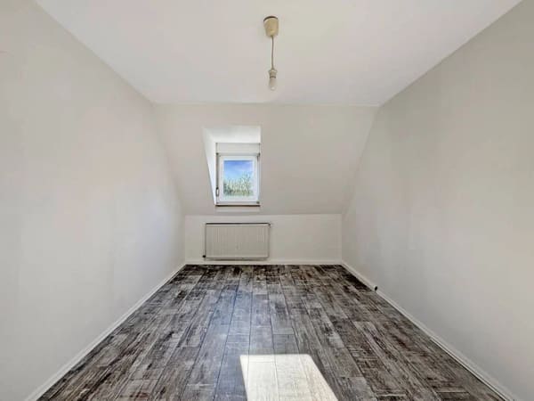 Immobilie in Germersheim - KAPITALANLAGE IN GERMERSHEIM: Voll vermietetes Reihenmittelhaus mit zwei Wohneinheiten - Bild 3