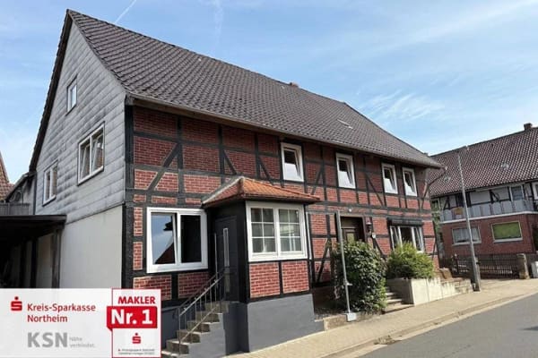 Immobilie in Kalefeld - Ländlicher Charme trifft Wohnvielfalt - Zweifamilienhaus mit Anbau und Garten in Sebexen! - Bild 0